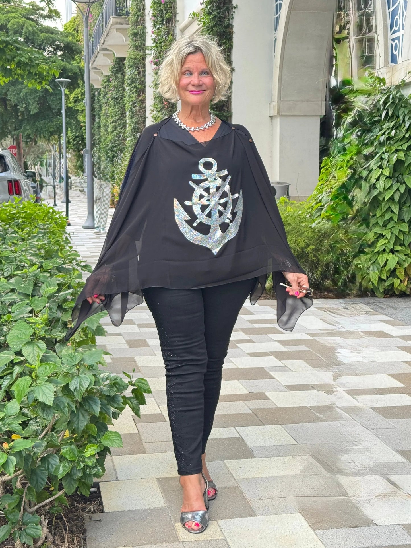 SWAROVSKI CRYSTAL BLACK ANCHOR STATEMENT TOP
