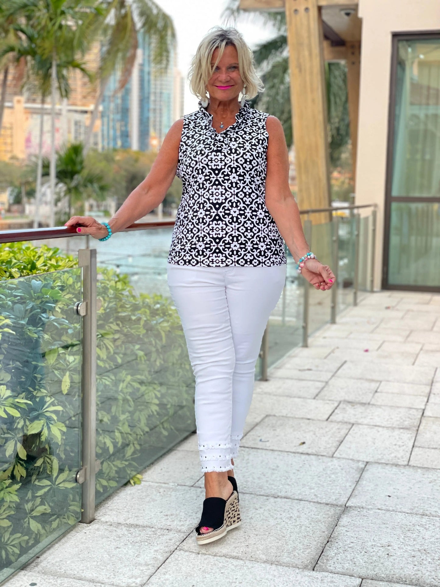 NAPLES DAY SLEEVELESS RUFFLE