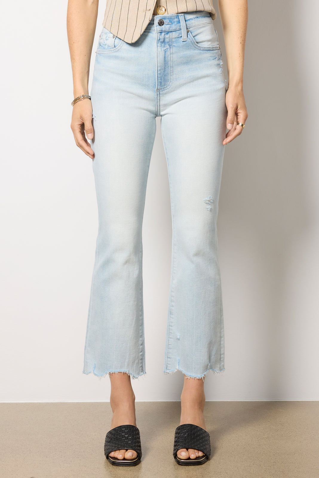 Lennon Jean