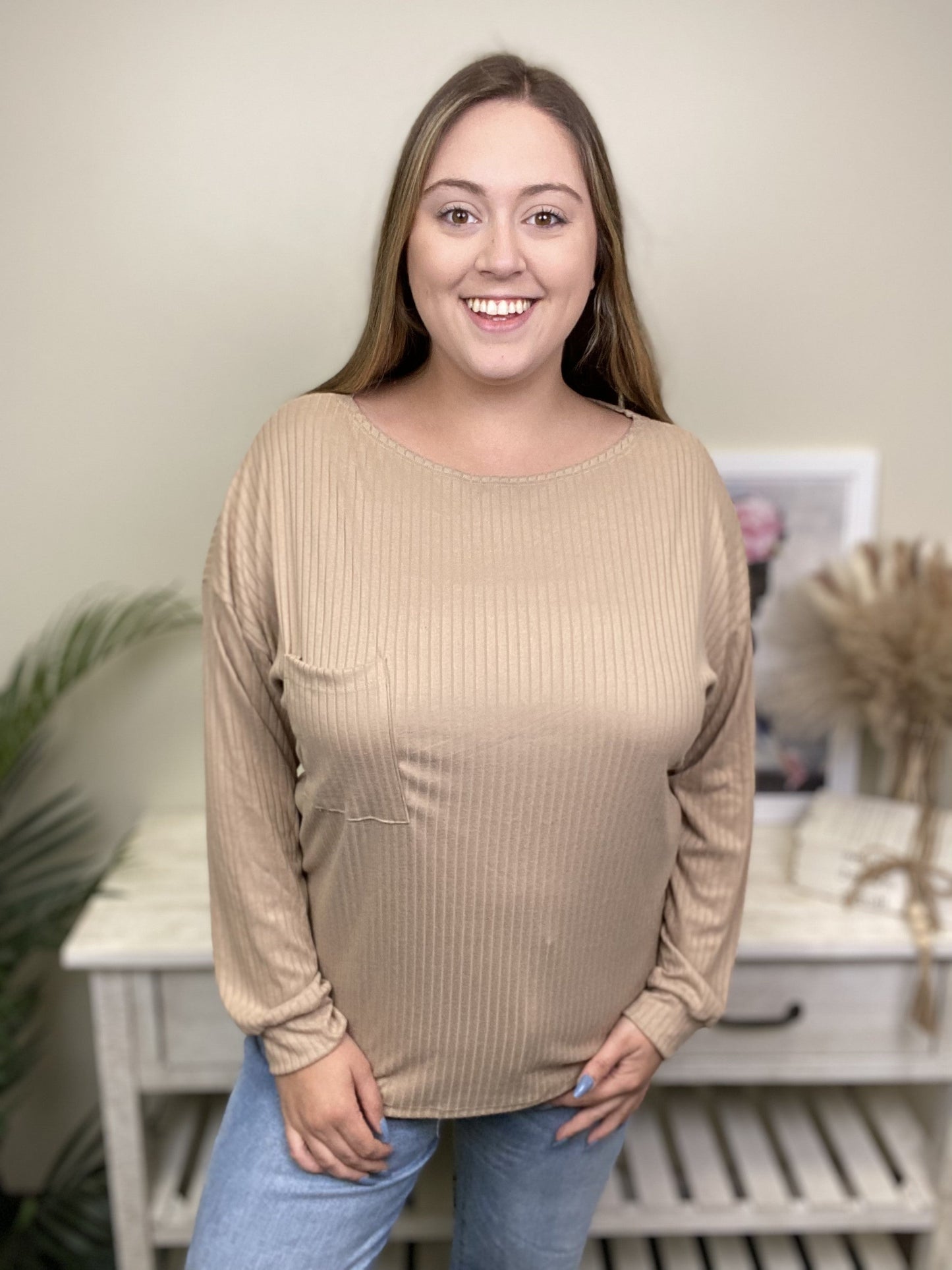 Dreaming Bigger Women's Hi-Low Stretchy Long Sleeve Top