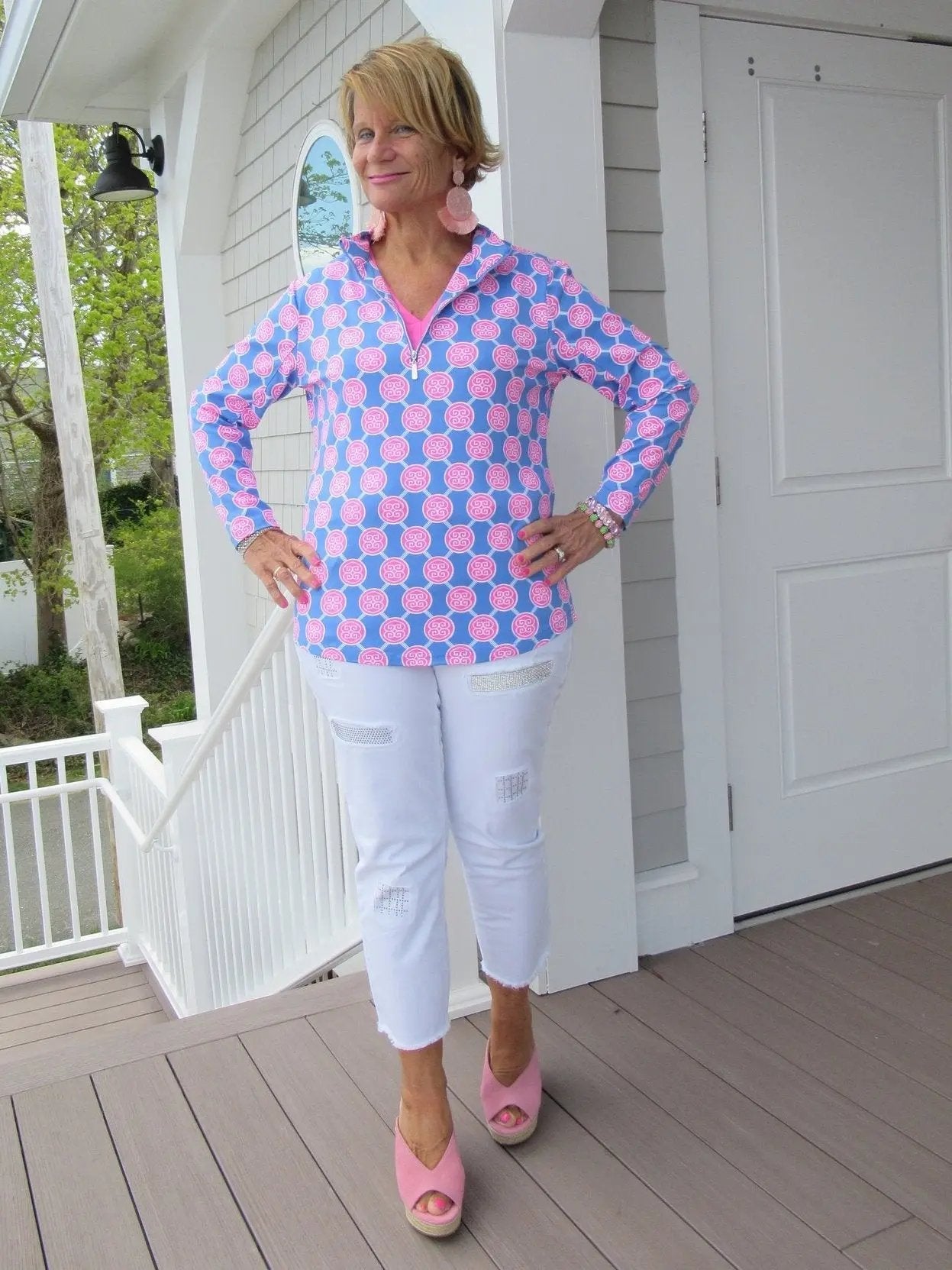 MEDALLION ZIPPER TOP