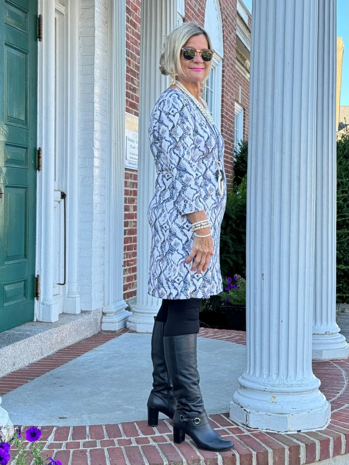 LULU-B WINTER WHITE SLEEVE DRESS