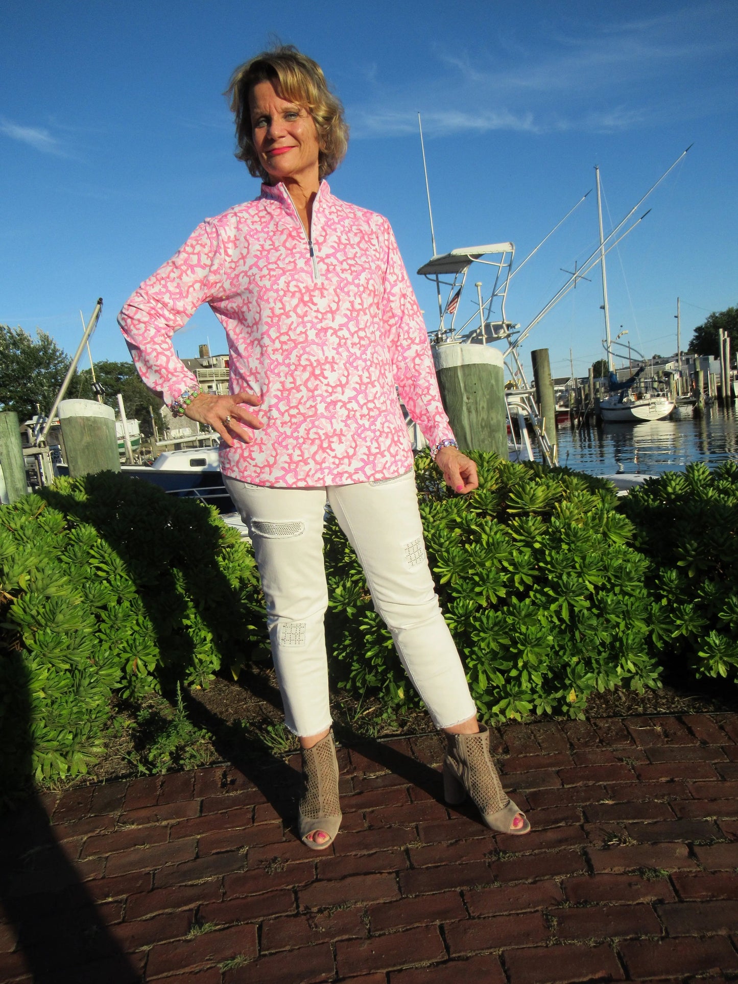 PINK REEF ZIPPER TOP