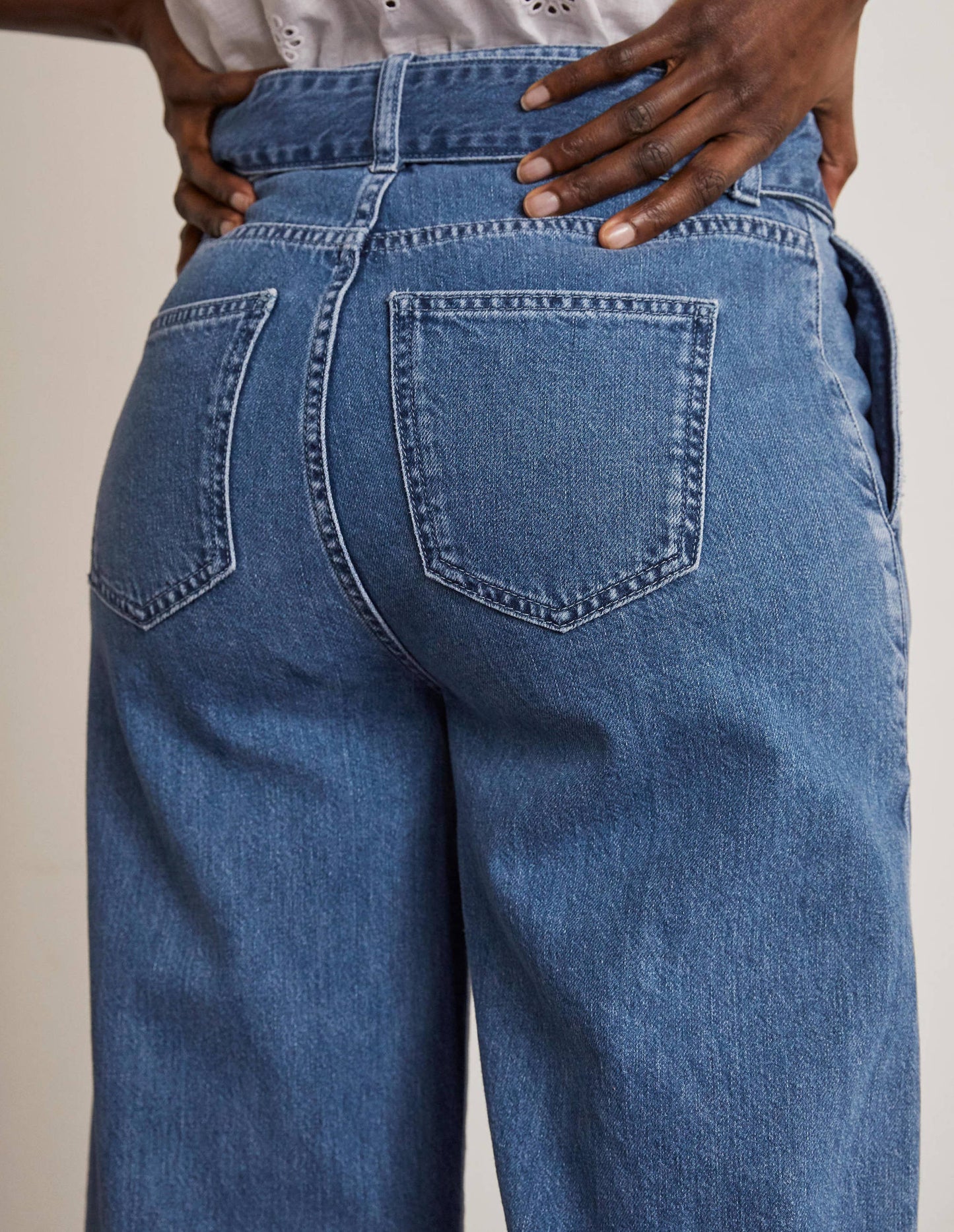 Belted Wide Leg Jeans-Light Vintage