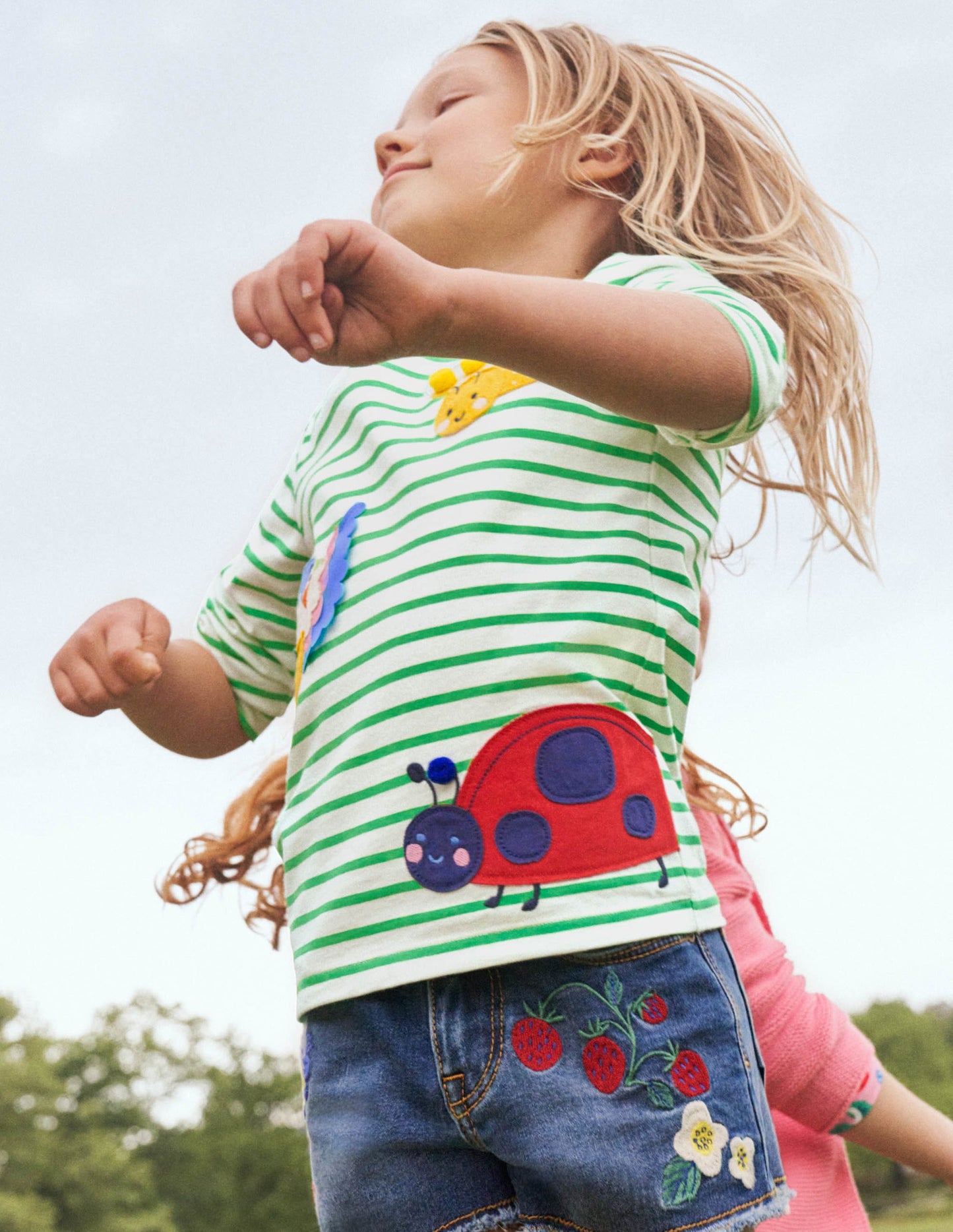 Big Appliqué T-shirt-Ivory/Aloe Green Bugs