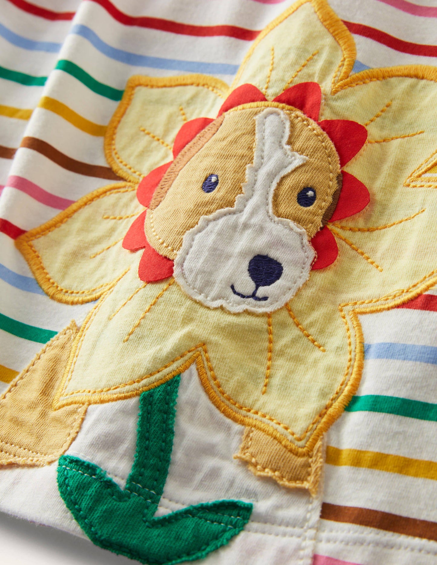 Big Appliqué T-shirt-Ivory/ Rainbow Dog