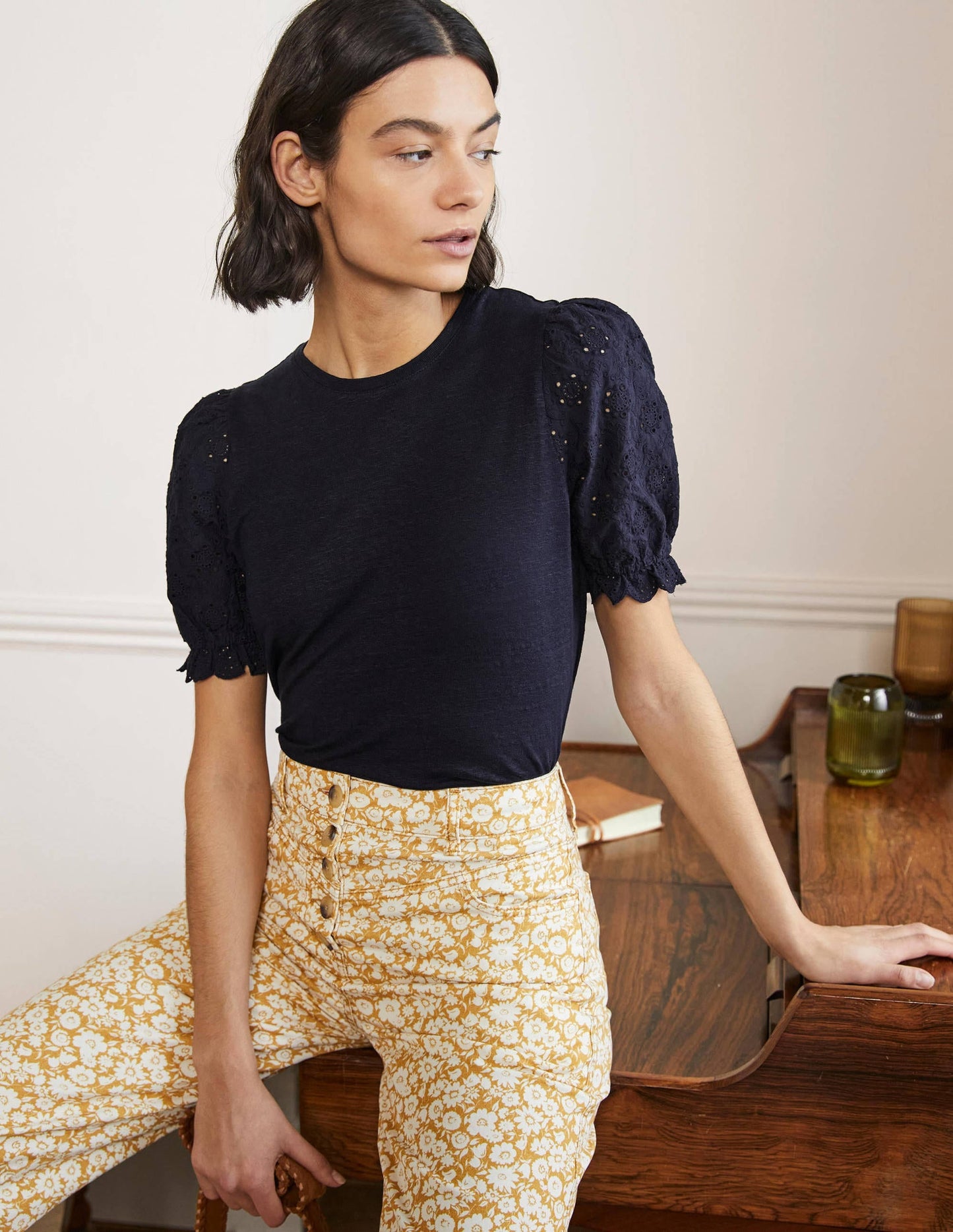 Broderie Sleeve Linen T-Shirt-Navy