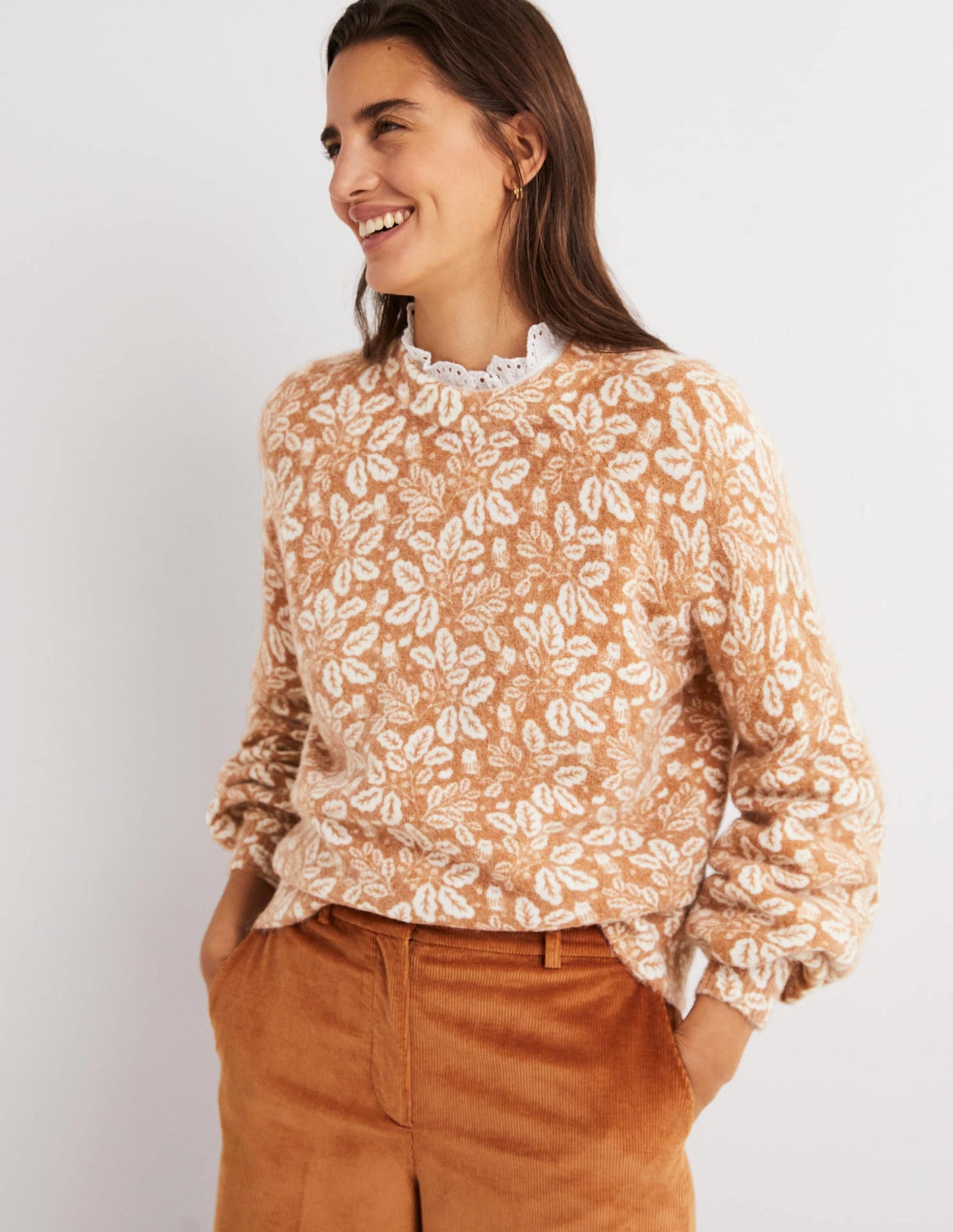 Blouson Sleeve Fluffy Sweater-Assam Brown, Acorn Leaf