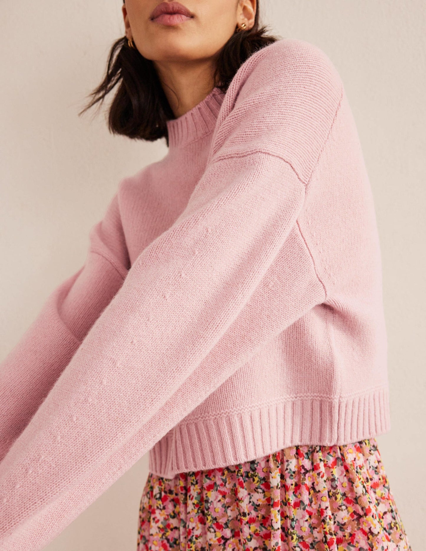 Brushed Wool Cropped Sweater-Chalky Pink