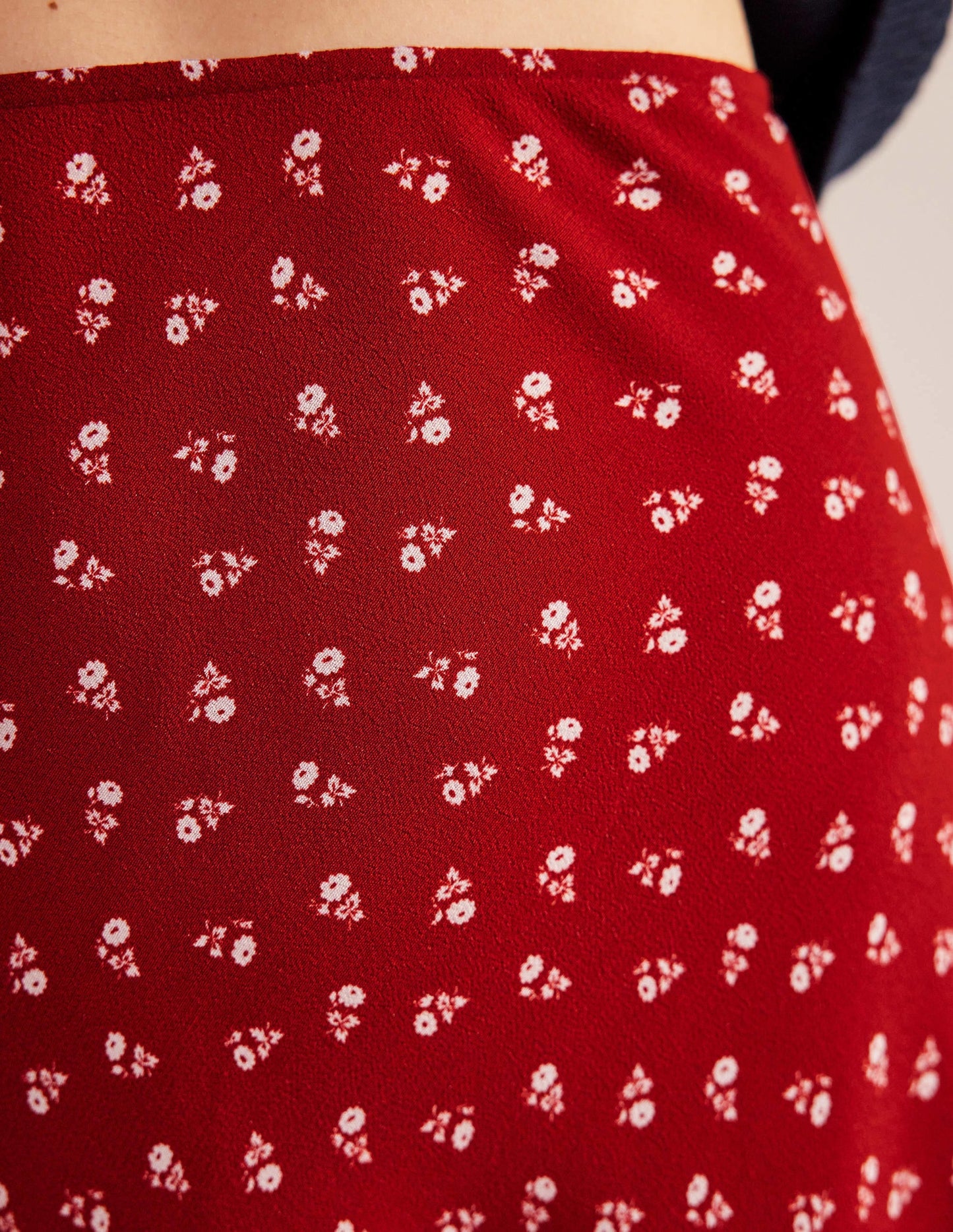 Bias Crepe Mini Skirt-Poinsettia, Sweet Daisy