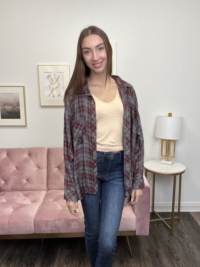 Light Mood Women's Plaid Hi-Lo Long Sleeve Top