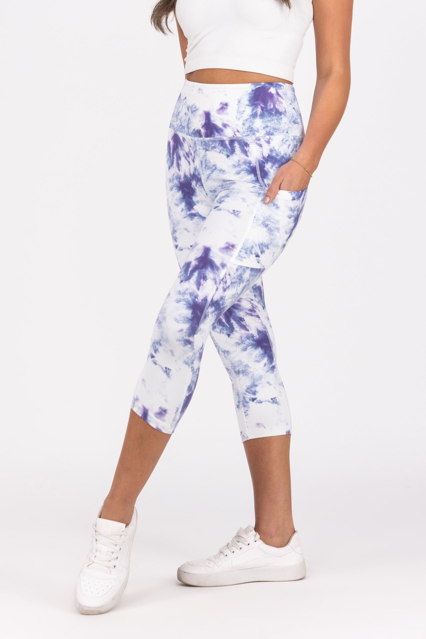 Eluminary Women's Cropped Leggings w/Pockets