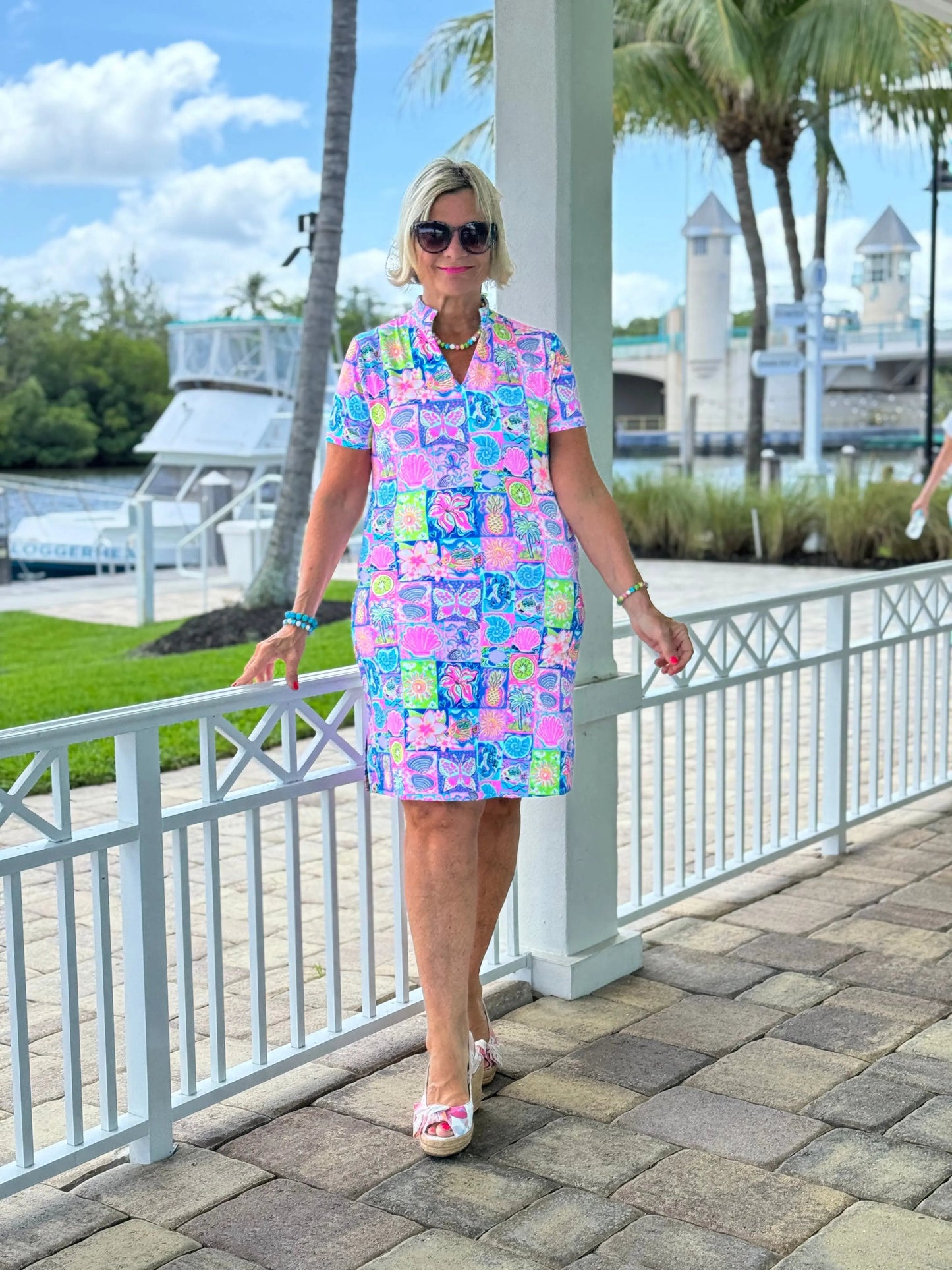 SANDY BEACH COLOR SHORT SLEEVE DRESS
