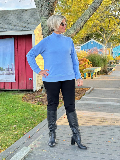 MOCK NECK CLEAR PERI TOP