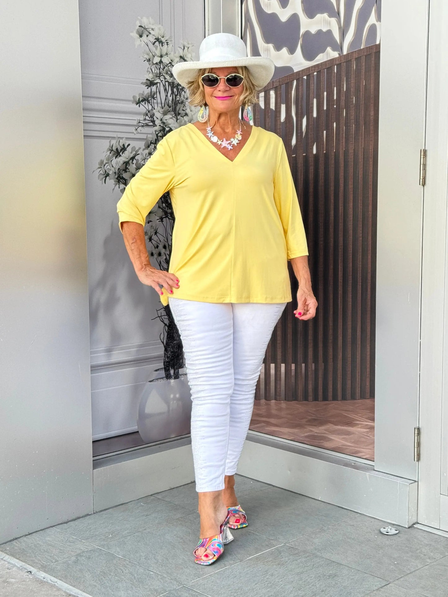 LULU-B YELLOW TAILORED V SLEEVE TOP