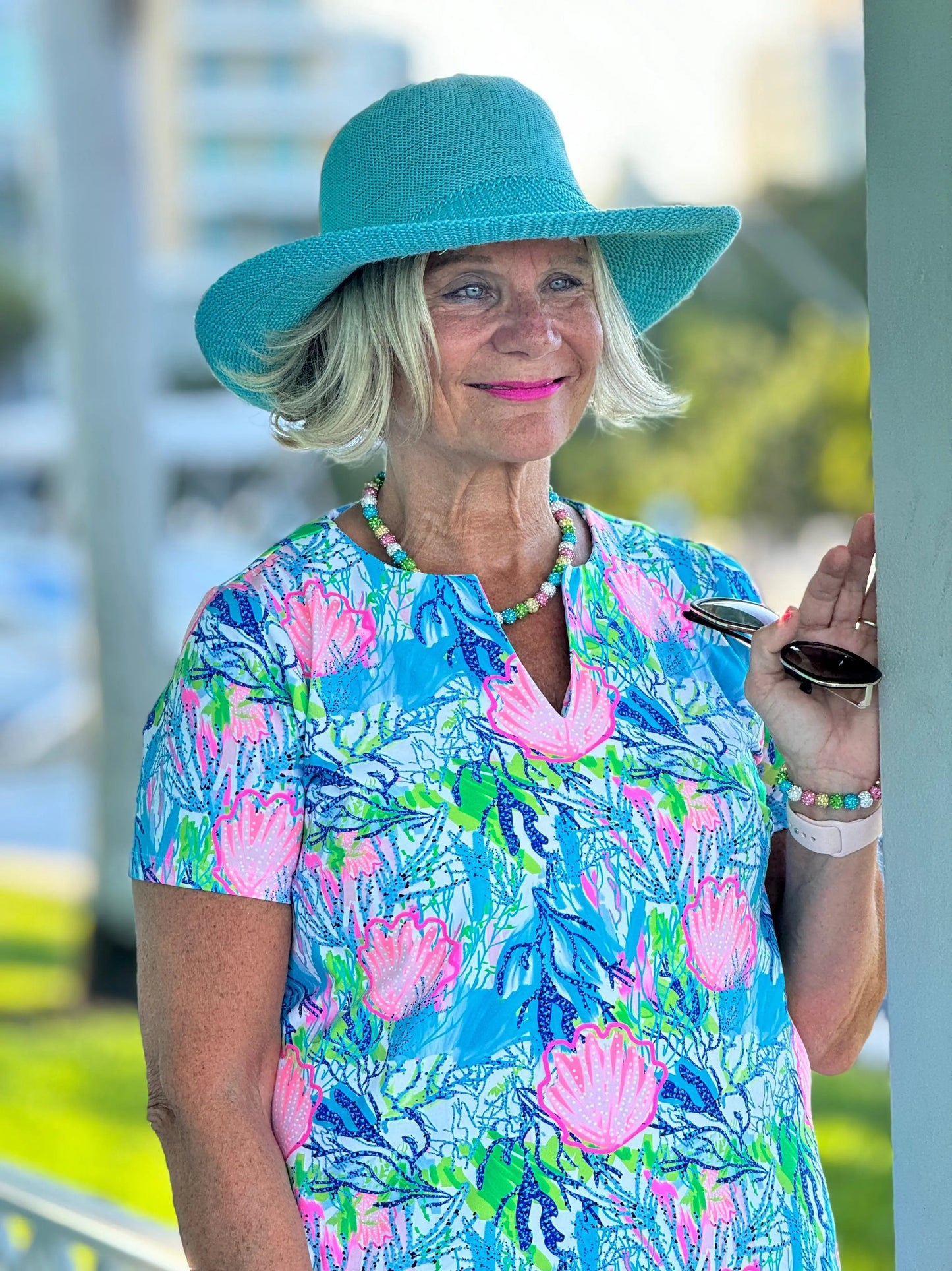 SEASHELL PINK AND BLUE SHORT SLEEVE