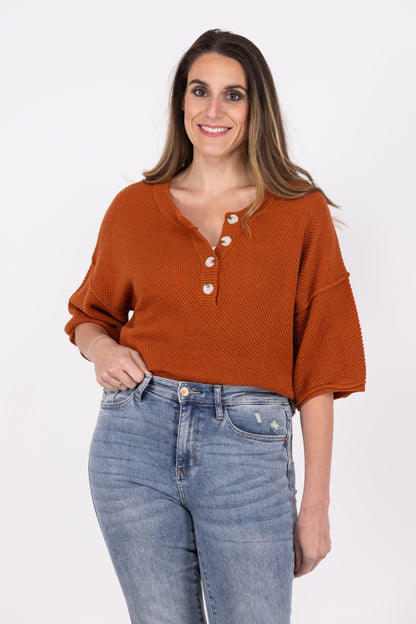 Nobody Is Around Women's Textured 1/2 Sleeve Top