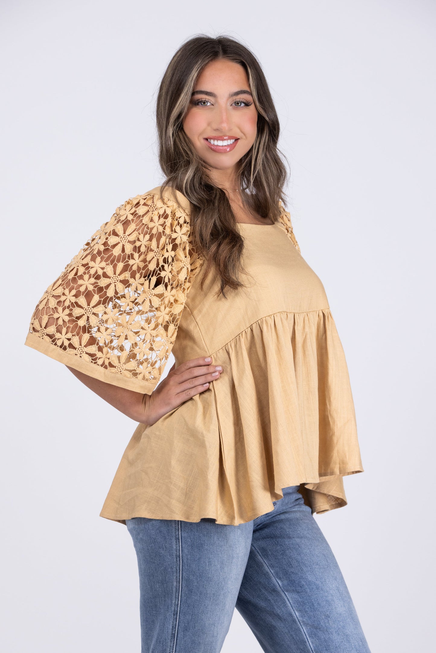 Be Authentic Women's Peplum Lace Short Sleeve Top
