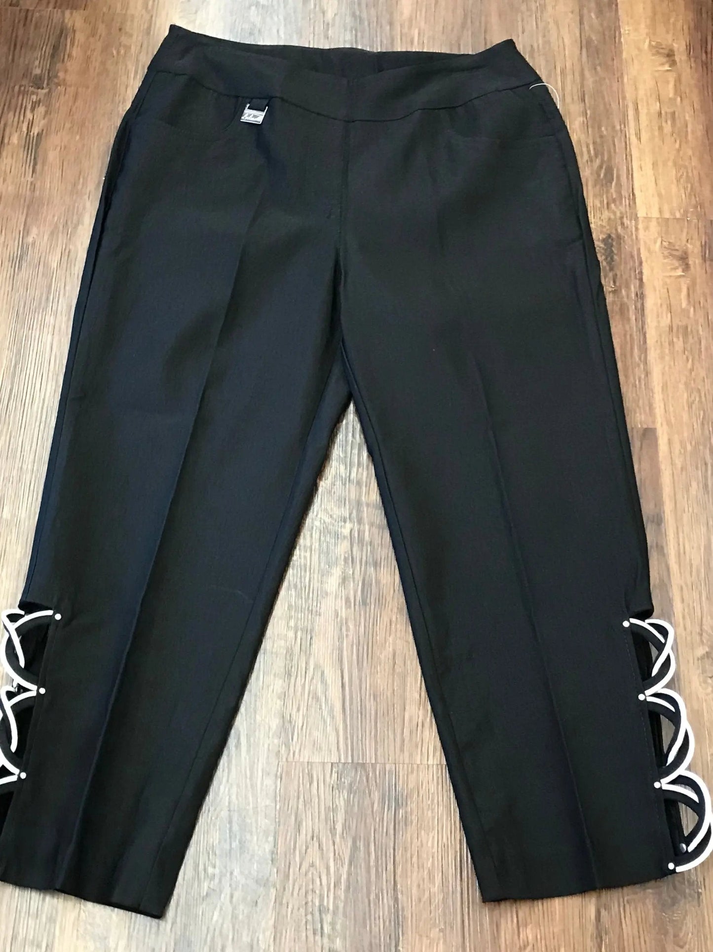 RHINESTONE CAPRI BLACK