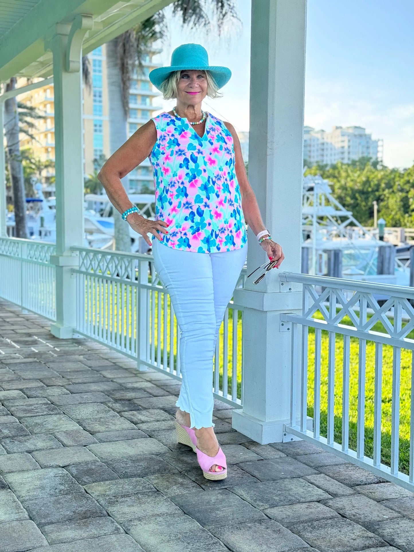 PINK PETALS SLEEVELESS V NECK