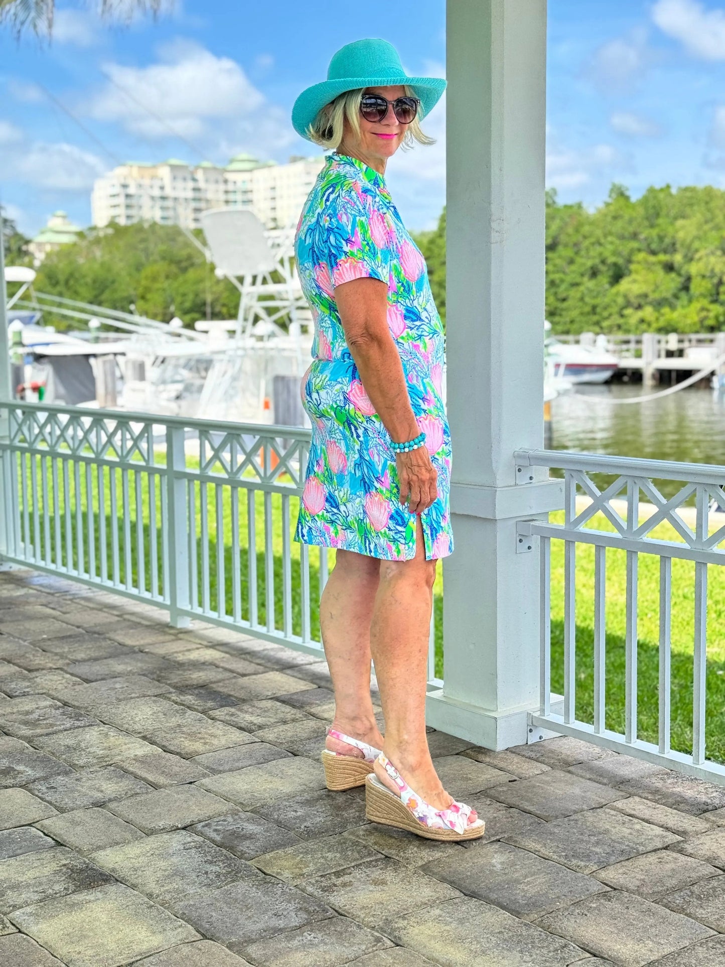 SEASHELL BEACH SHORT SLEEVE DRESS