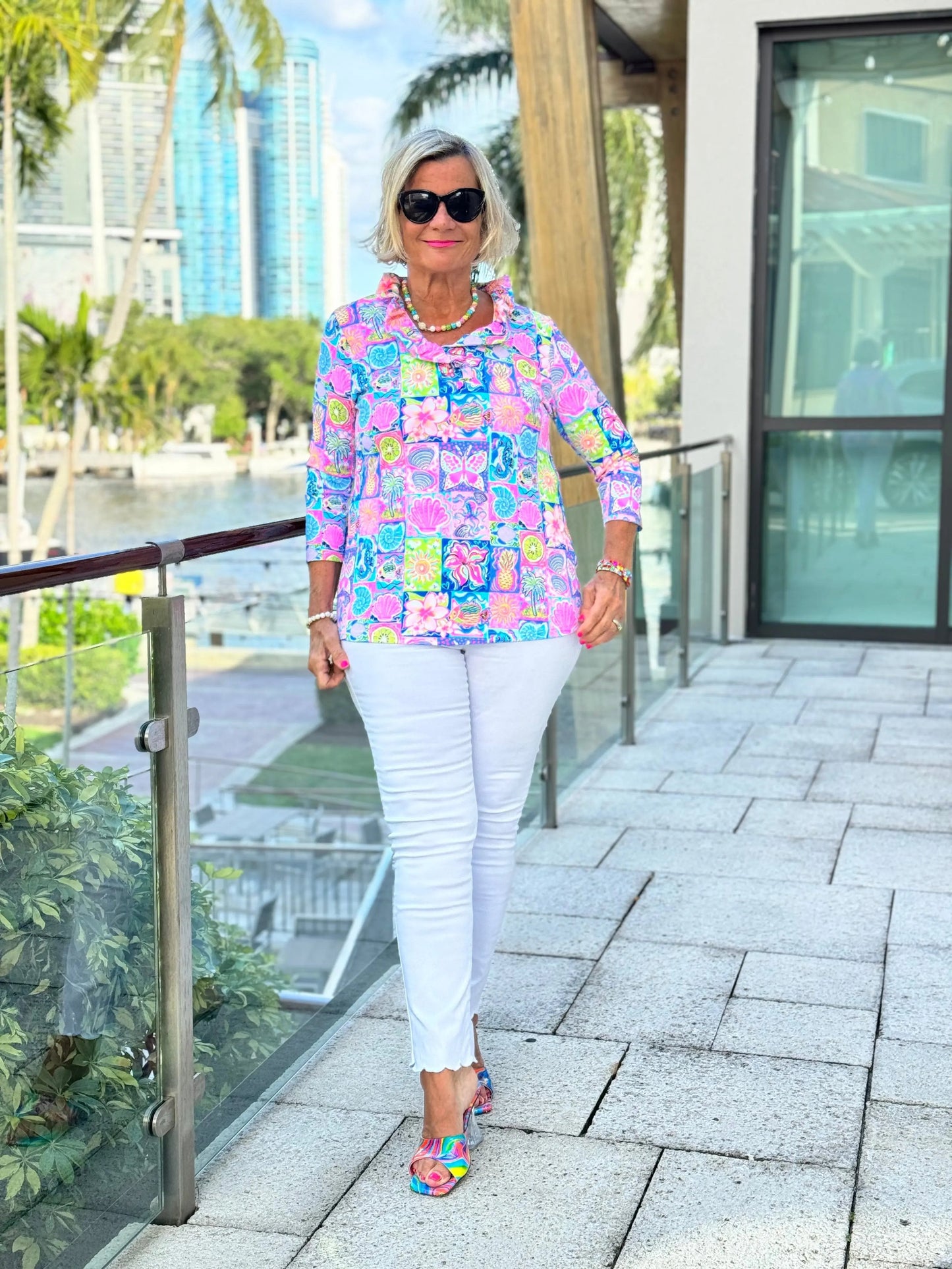 SANDY BEACH COLOR RUFFLE SLEEVE TOP
