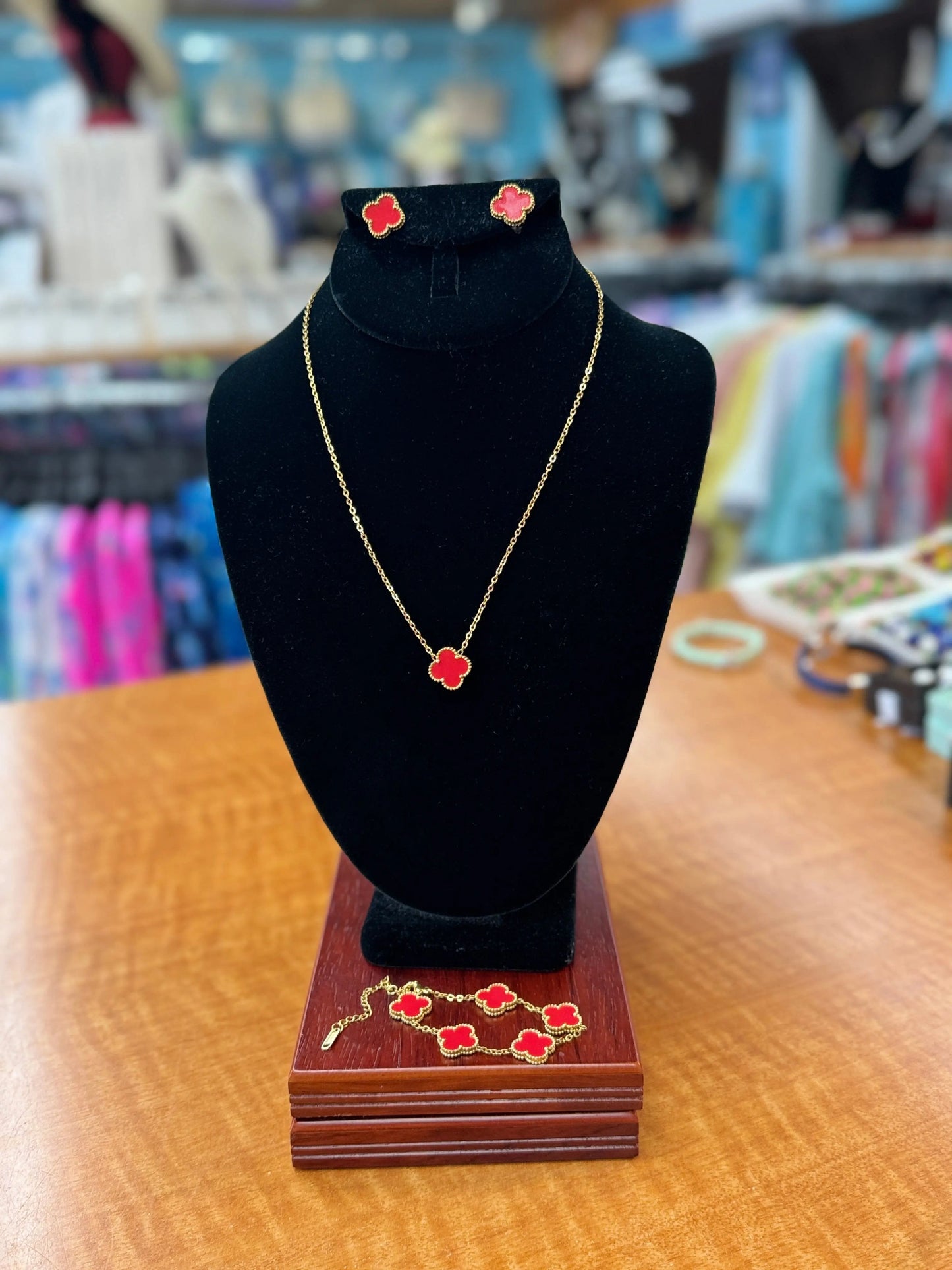 RED DECO SET