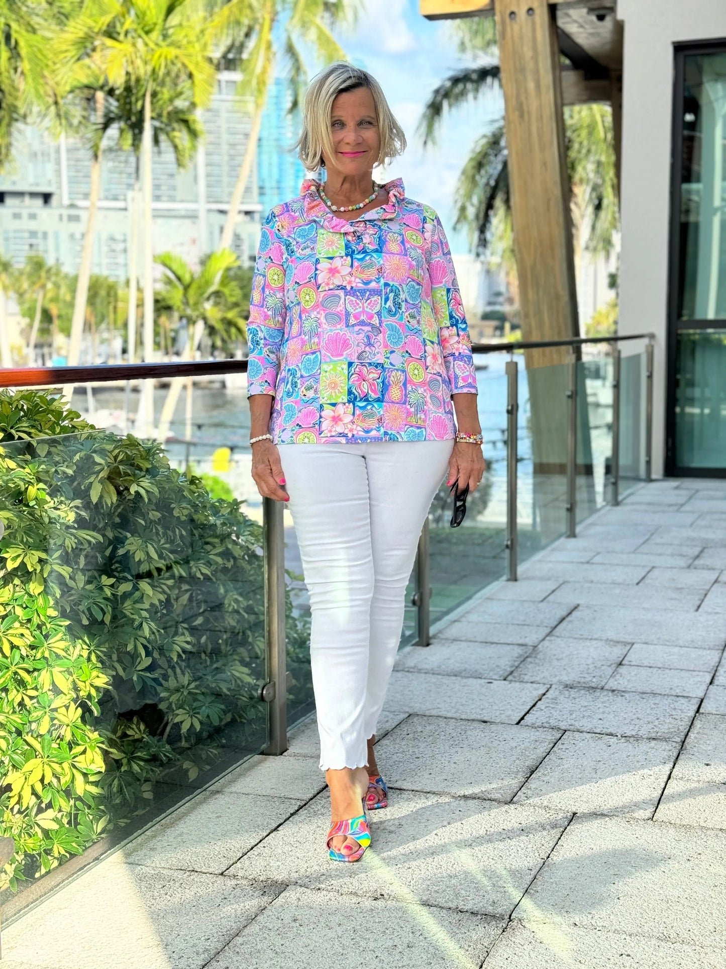 SANDY BEACH COLOR RUFFLE SLEEVE TOP