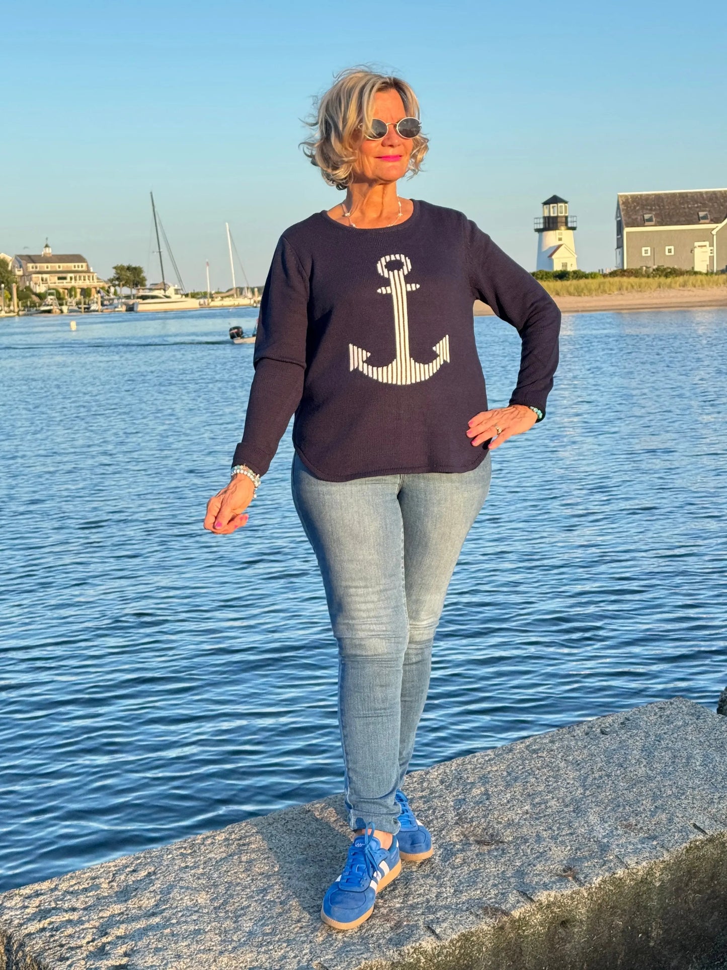 NAVY ANCHOR SWEATER