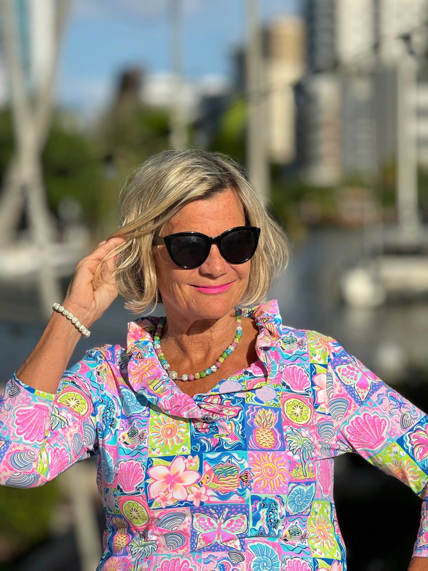 SANDY BEACH COLOR RUFFLE SLEEVE TOP