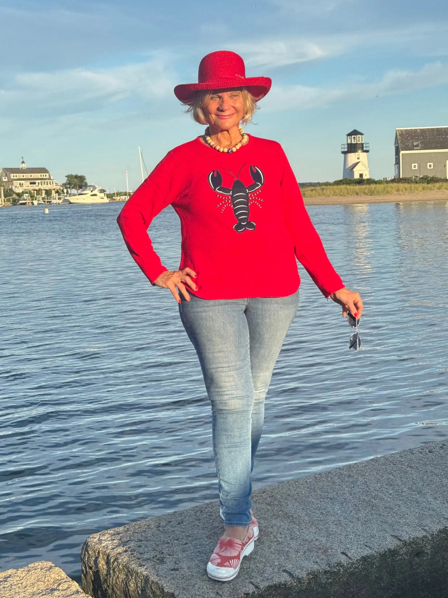 RED LOBSTER SWEATER