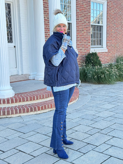 Quilted Short Sleeves Puffer Pullover Poncho Navy