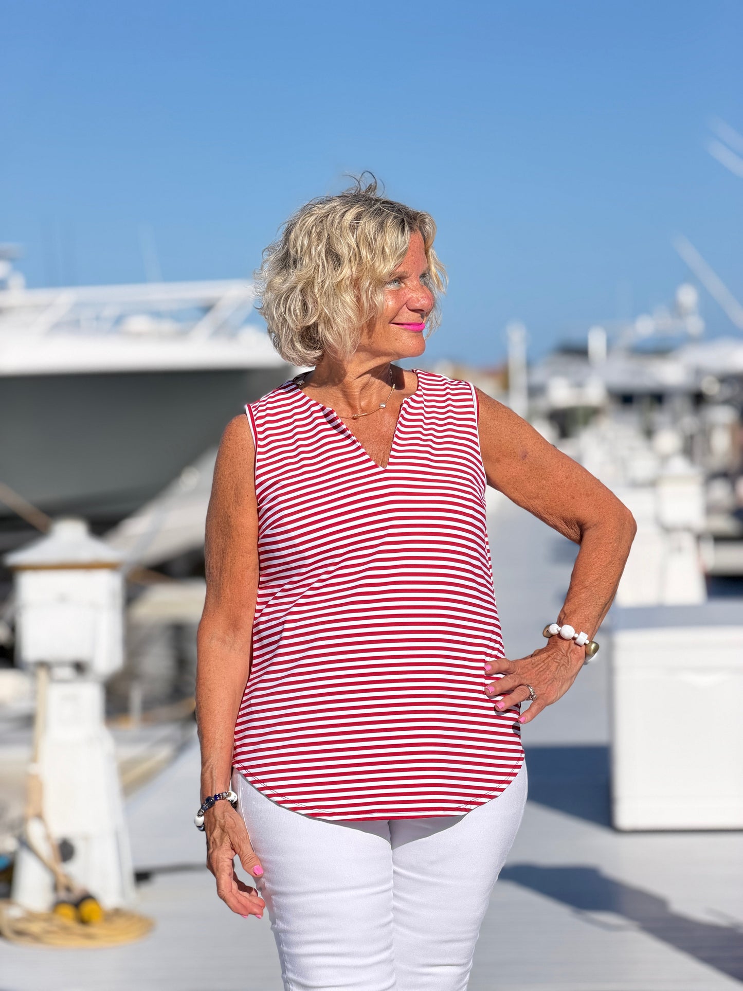 REGATTA RED STRIPED NOTCH TOP