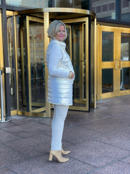SNOW GOLD METALLIC PUFFER VEST