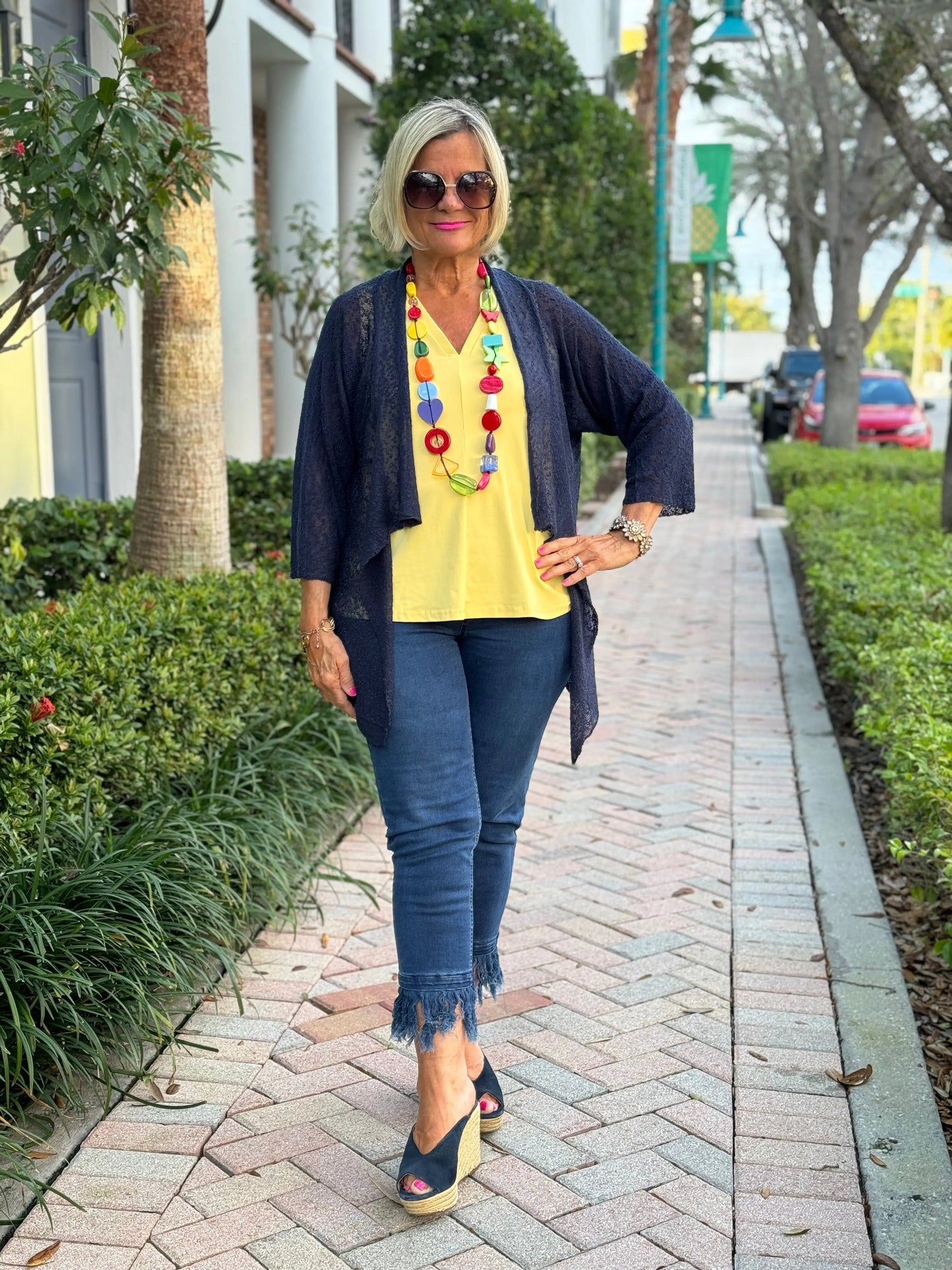 NAVY MESH RUFFLE WRAP