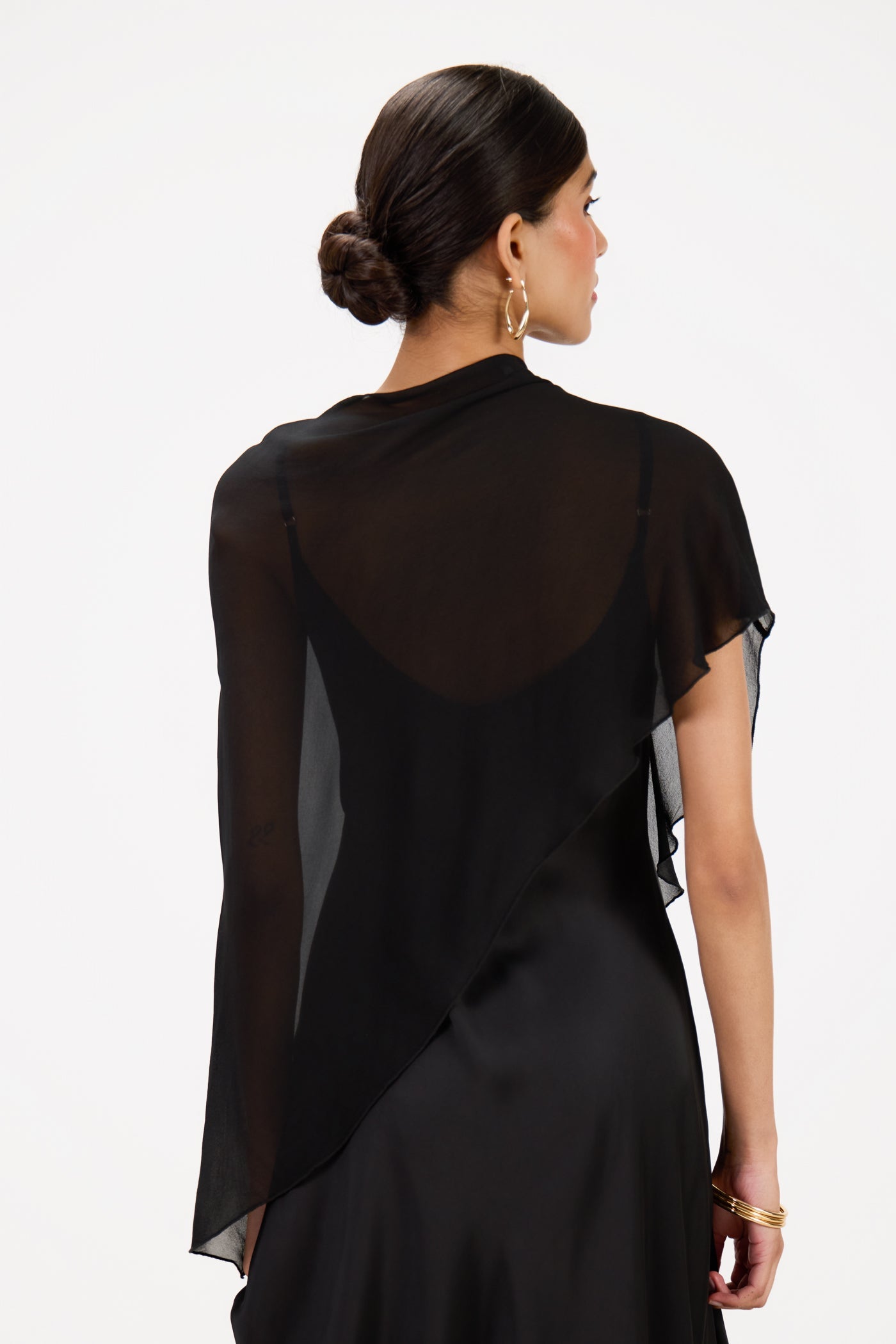 Lumi Asymmetric Poncho | Black