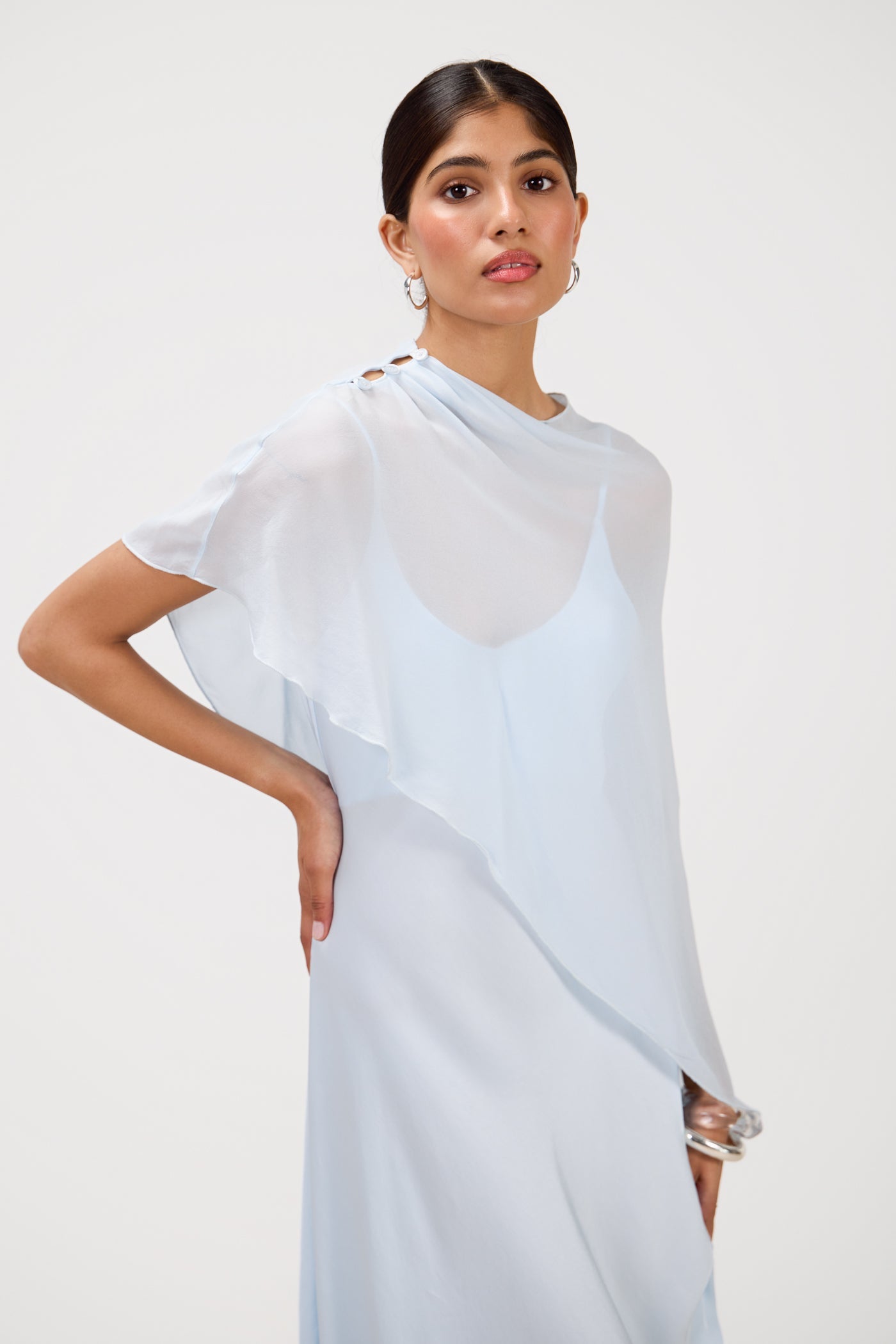 Lumi Asymmetric Poncho | Glacier