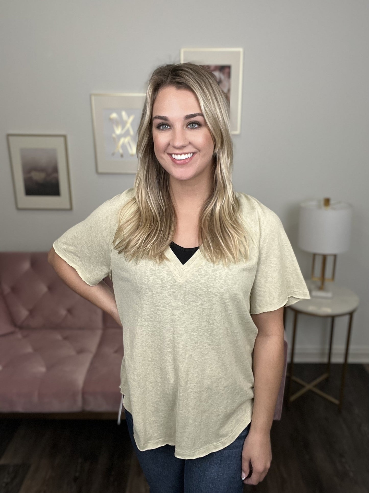 That Casual Women's Casual V-Neck Short Sleeve Top
