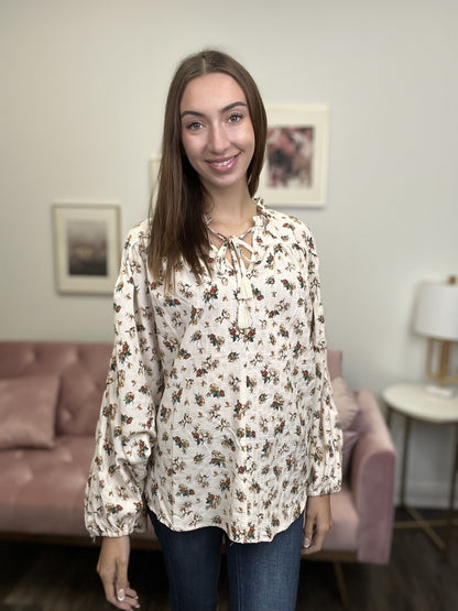Start Looking Women's Woven Hi-Lo Long Sleeve Top
