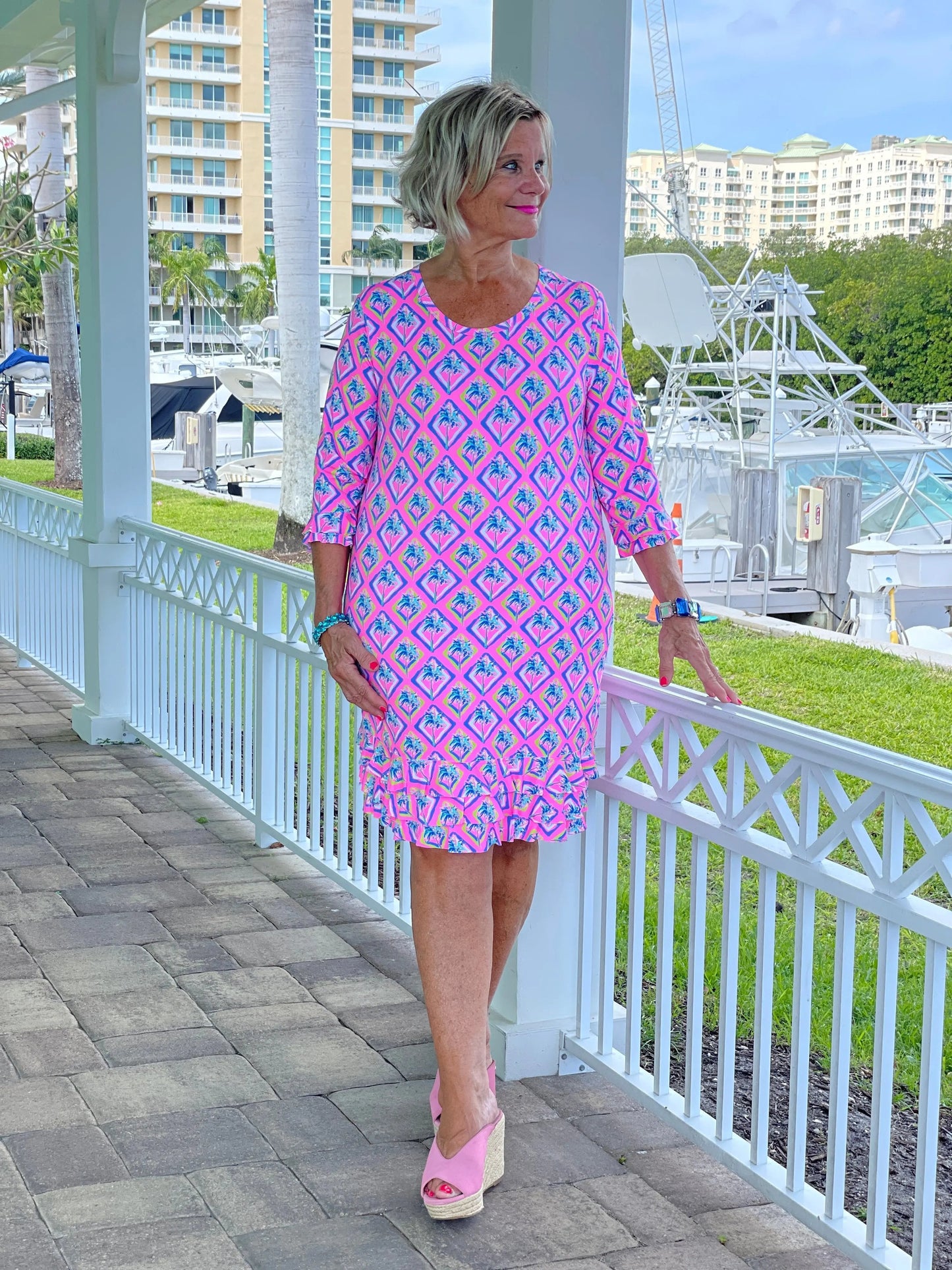 PALM TREE SIESTA RUFFLE SLEEVE DRESS