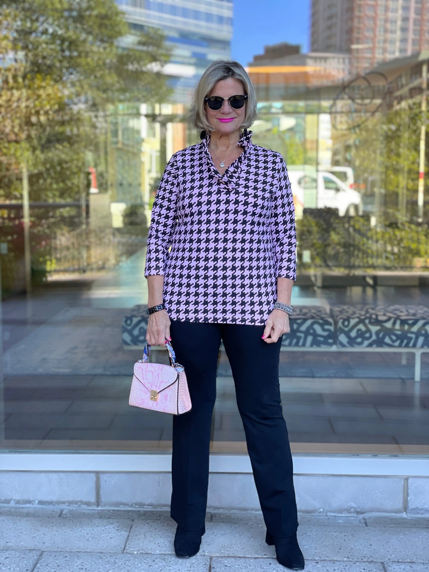 PINK HOUNDSTOOTH RUFFLE