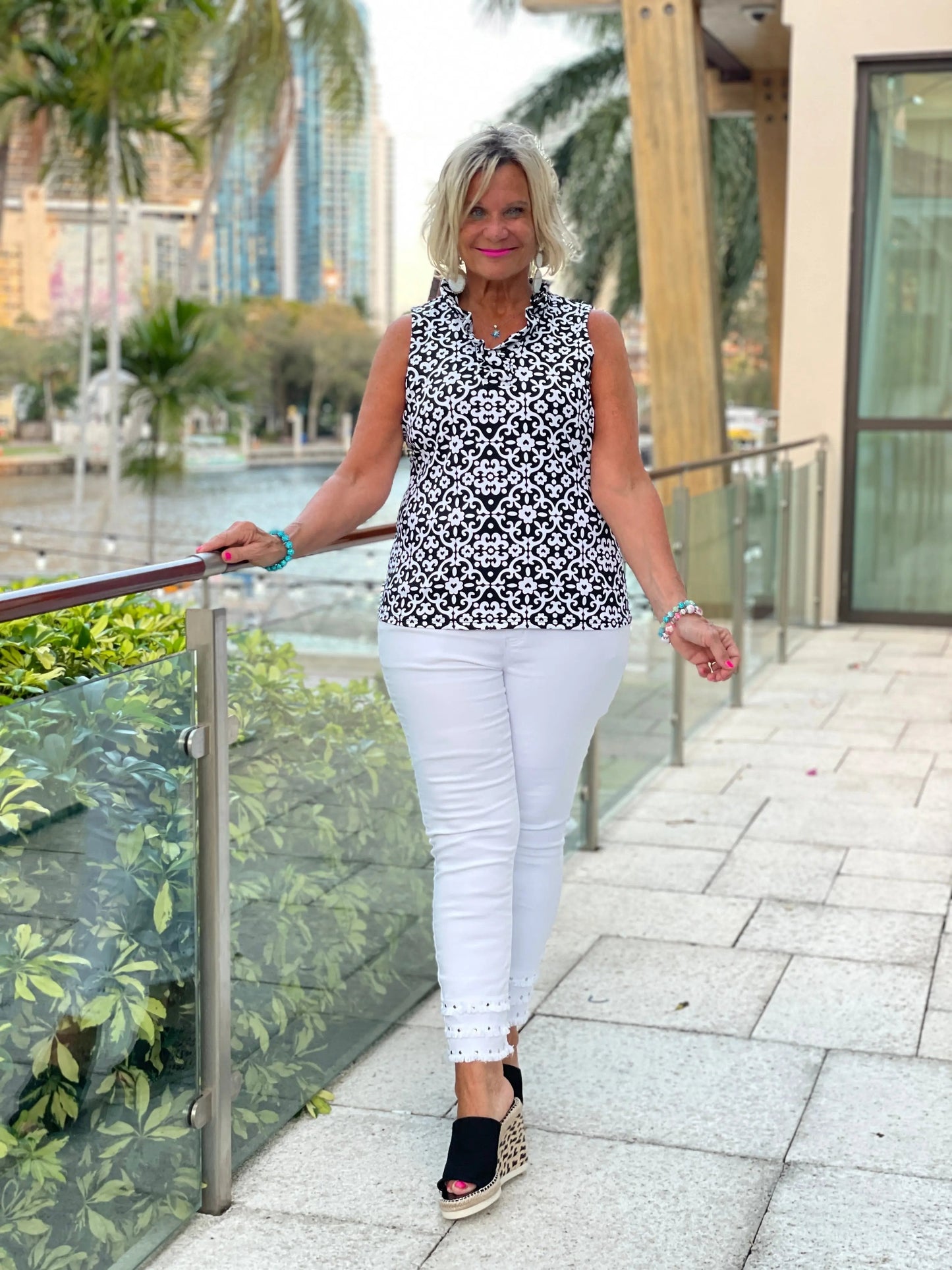 NAPLES DAY SLEEVELESS RUFFLE