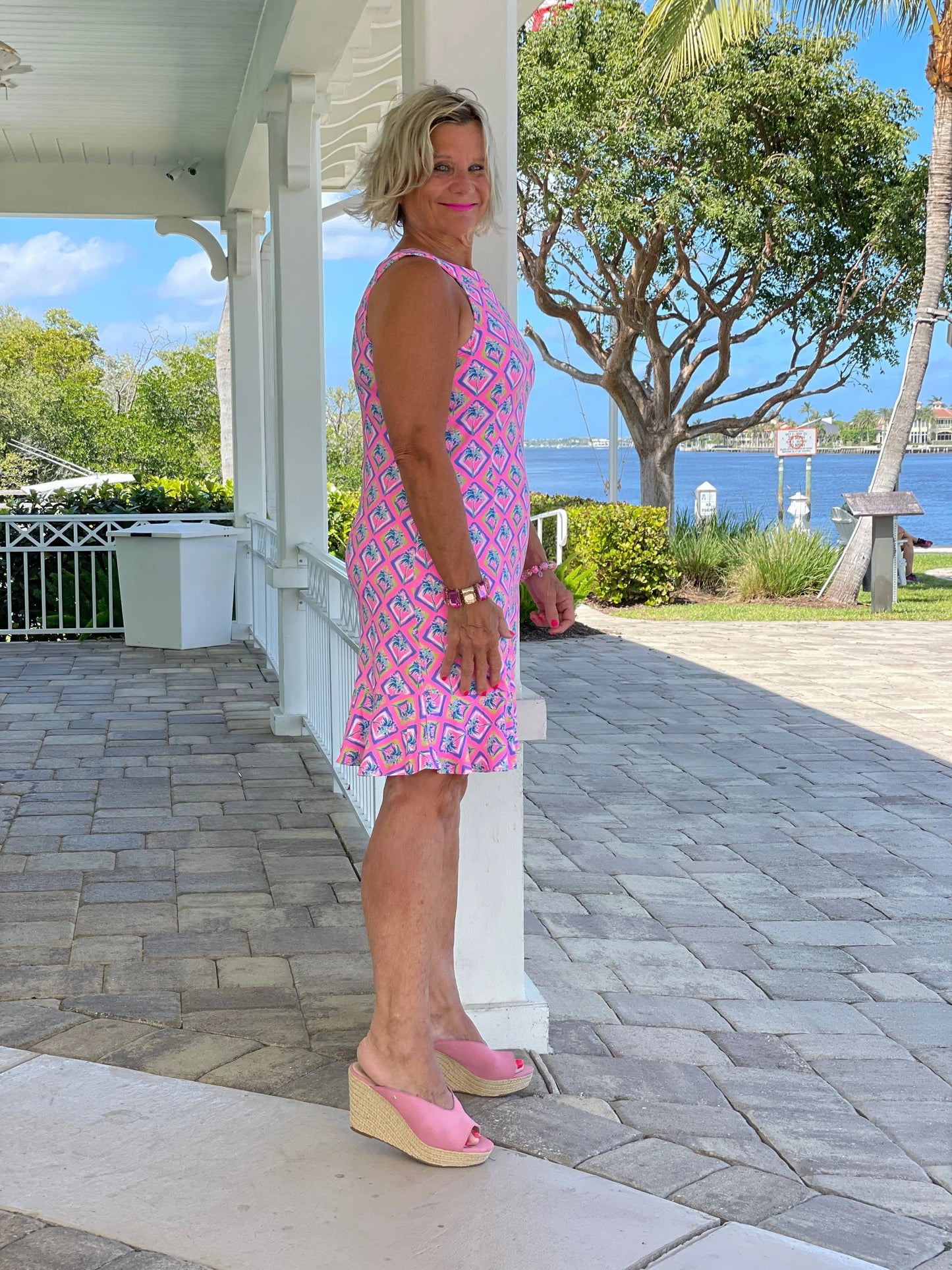 PALM TREE SIESTA HALTER RUFFLE DRESS