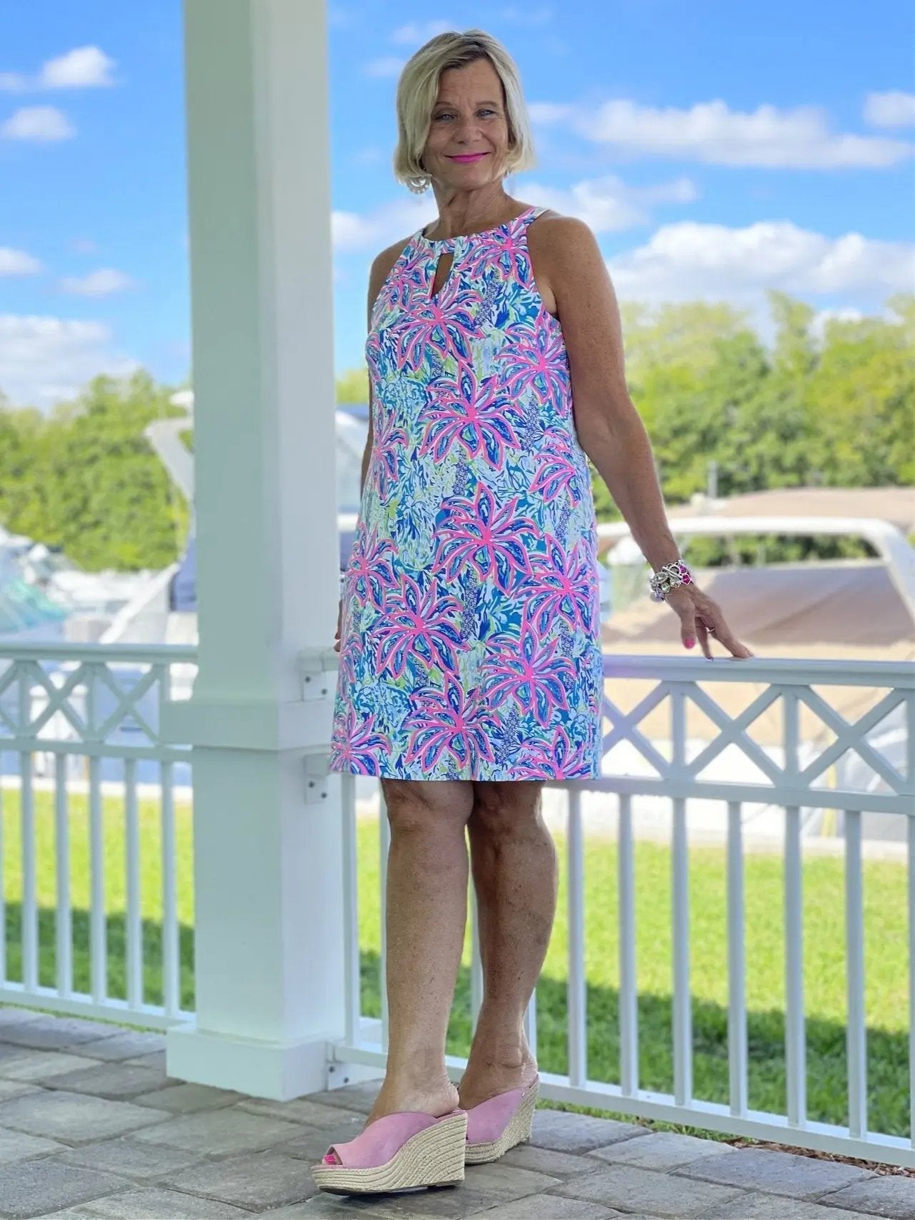 PINK PALM TREE BEACH KEYHOLE DRESS