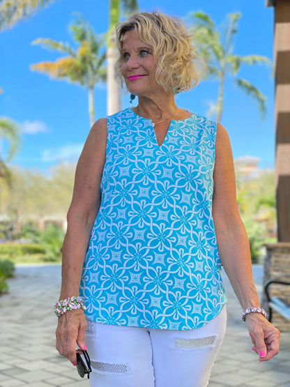 OCEAN MILE SLEEVELESS V NECK