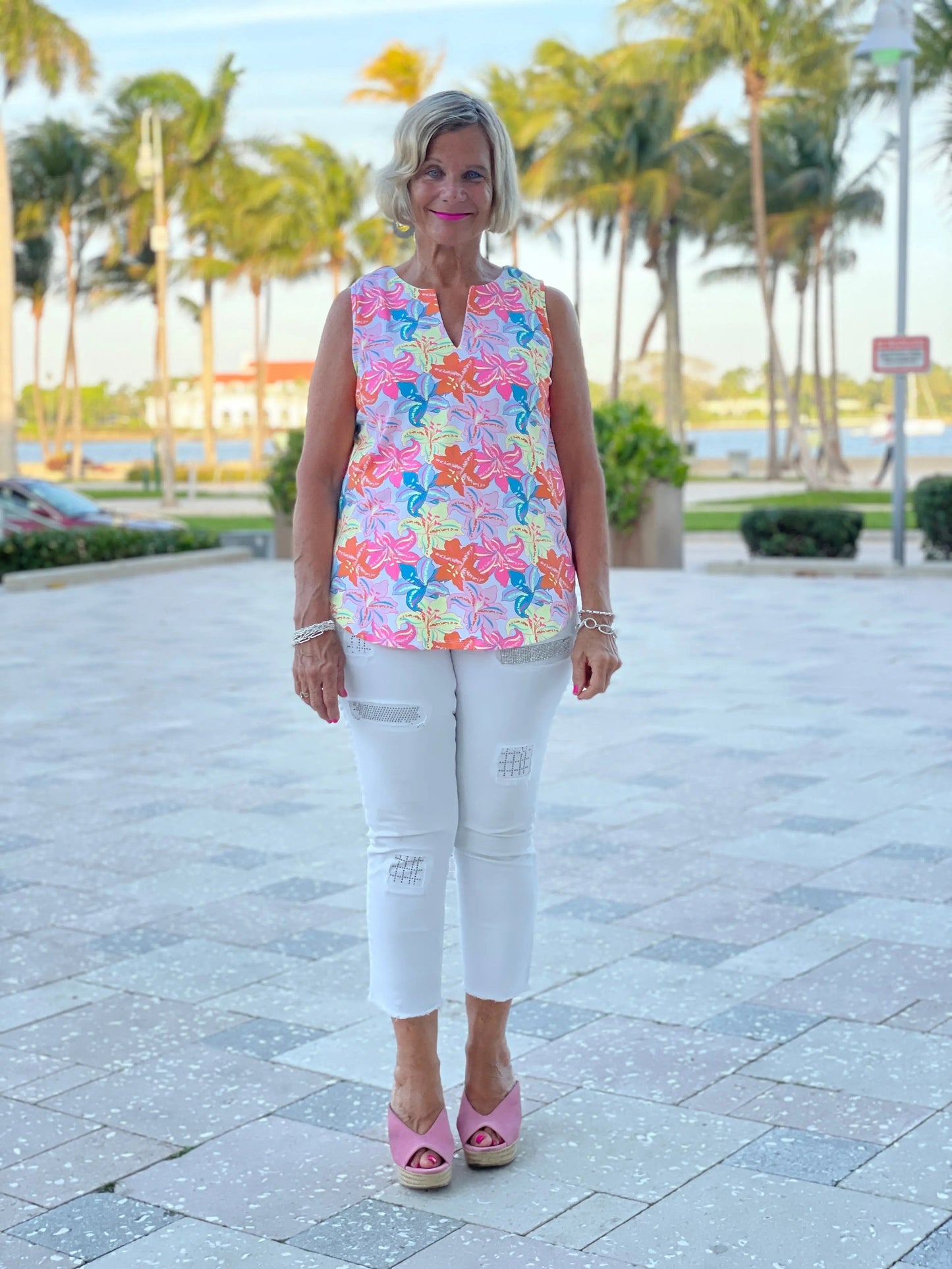 PALM BEACH GARDEN SLEEVELESS TOP
