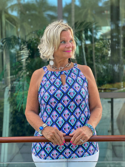 PINEAPPLE VACATION KEYHOLE TOP
