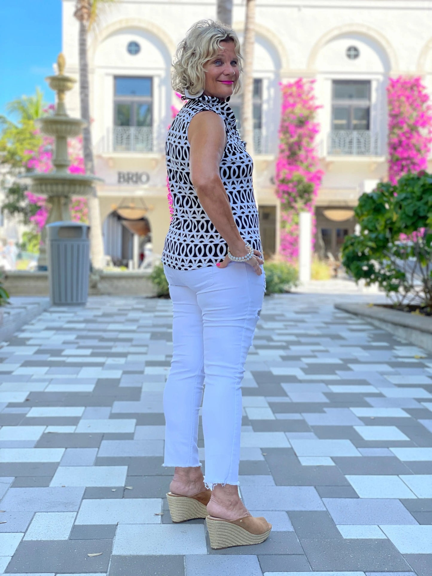 SANDBAR SLEEVELESS RUFFLE TOP