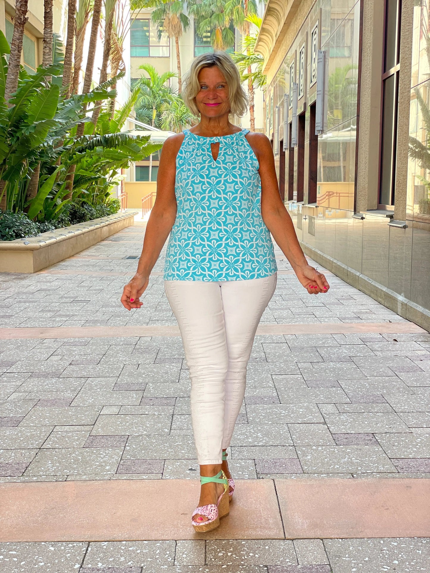 OCEAN MILE  KEYHOLE TOP