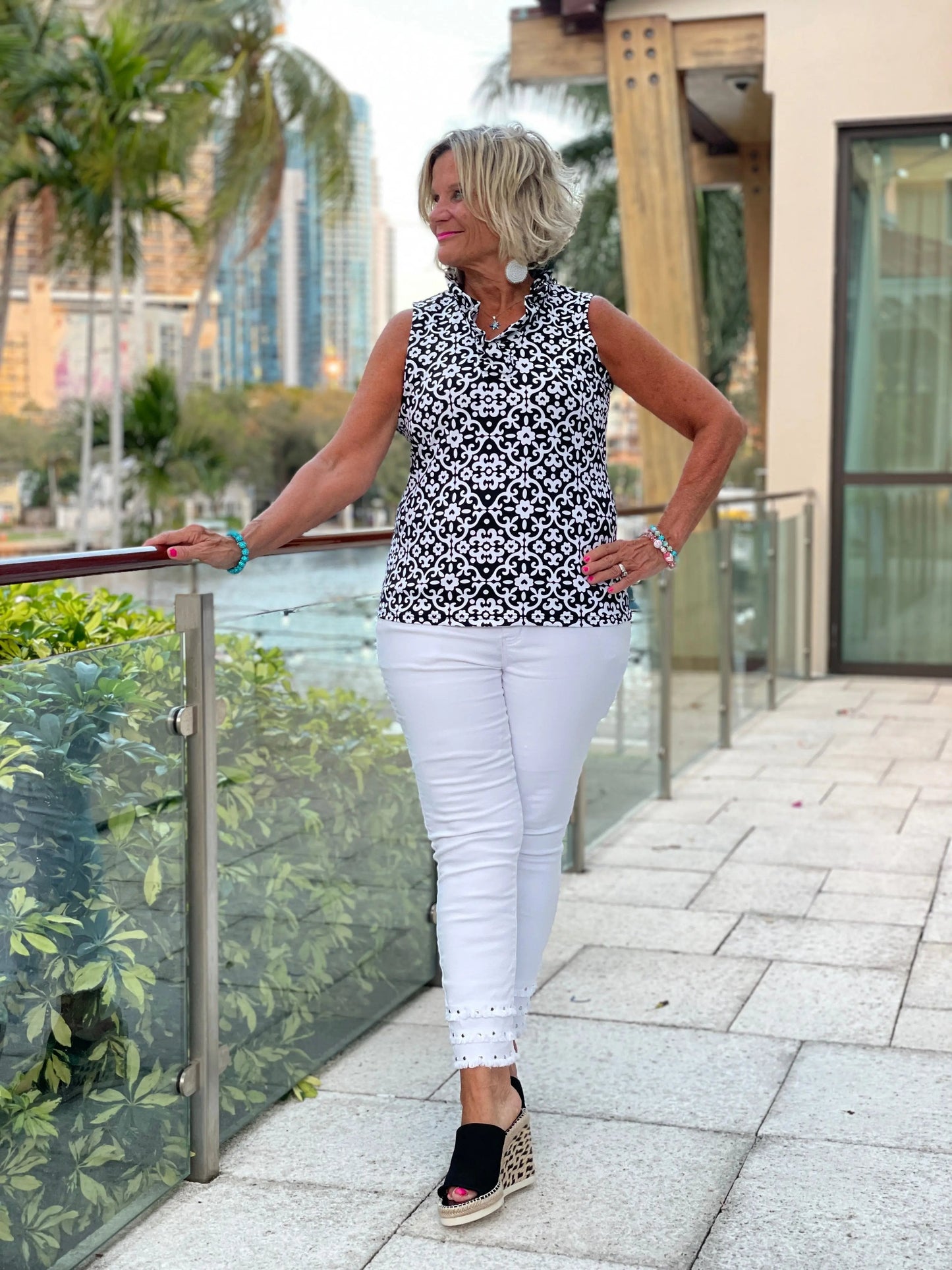 NAPLES DAY SLEEVELESS RUFFLE